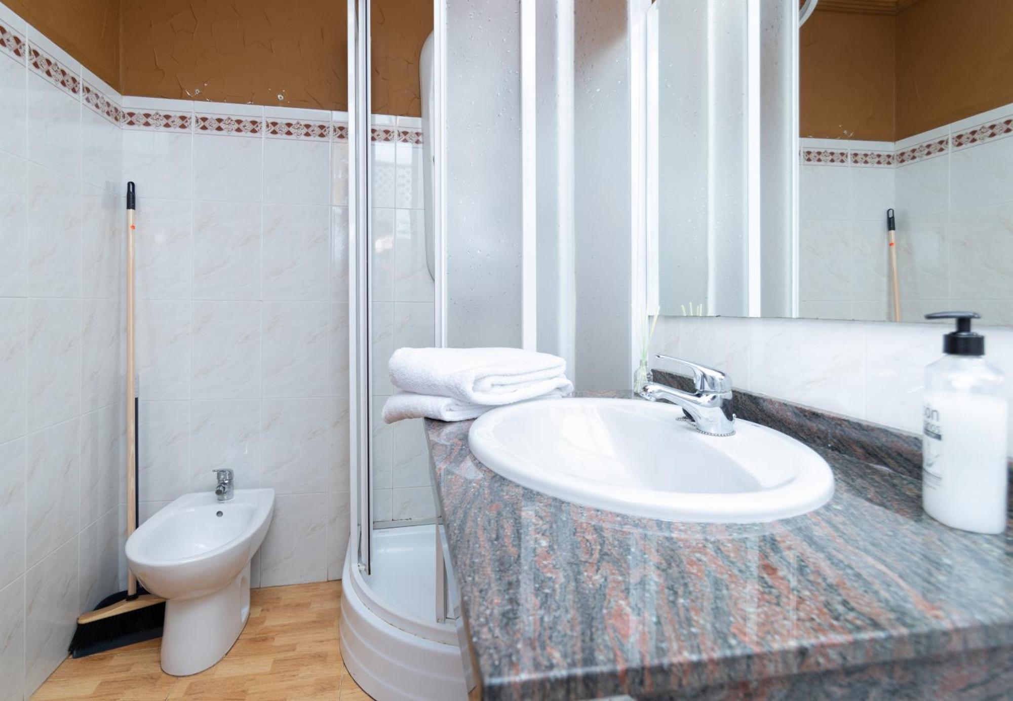 Unique Hotel Apartments Τορεβιέχα Εξωτερικό φωτογραφία