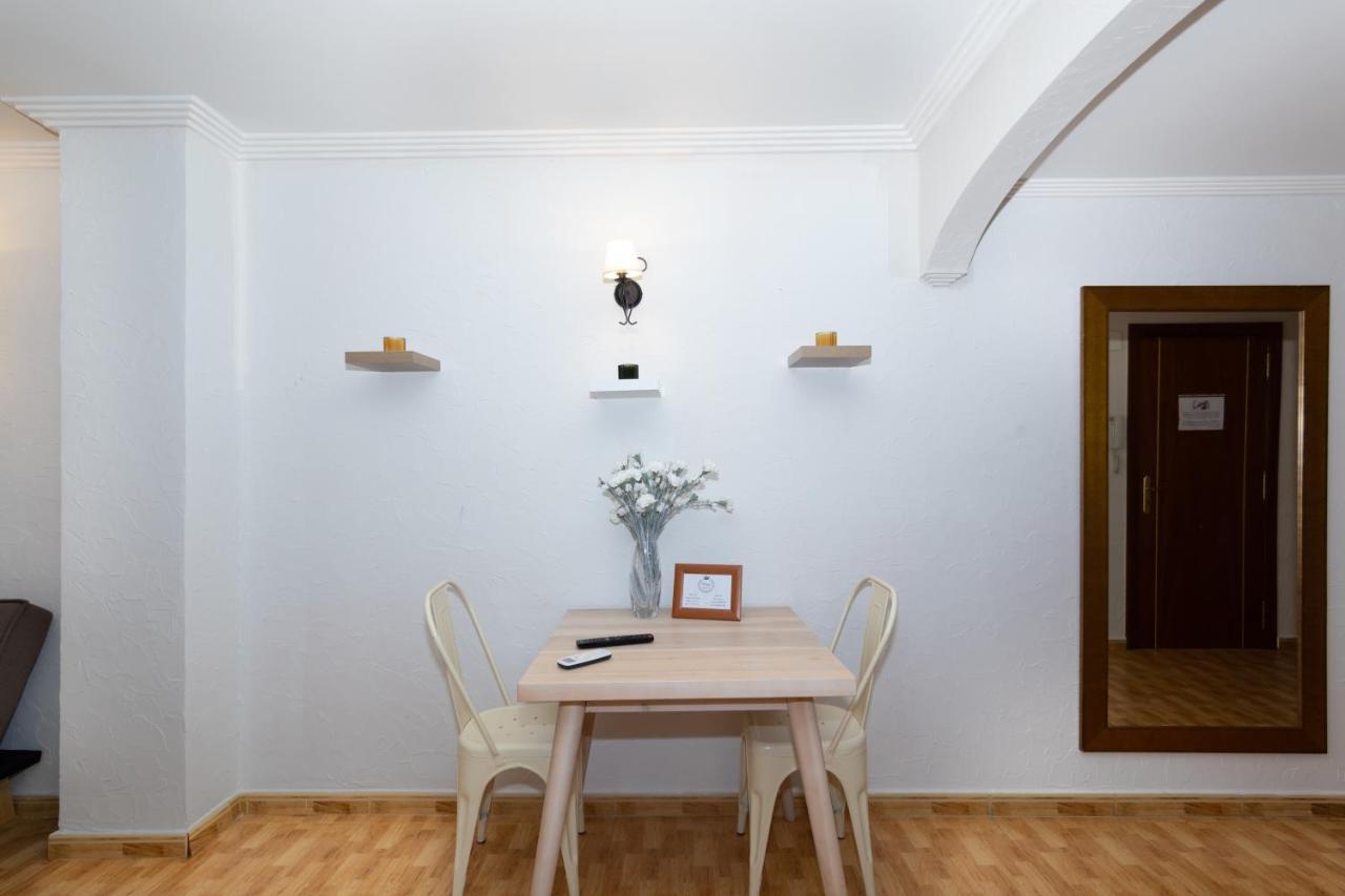 Unique Hotel Apartments Τορεβιέχα Εξωτερικό φωτογραφία