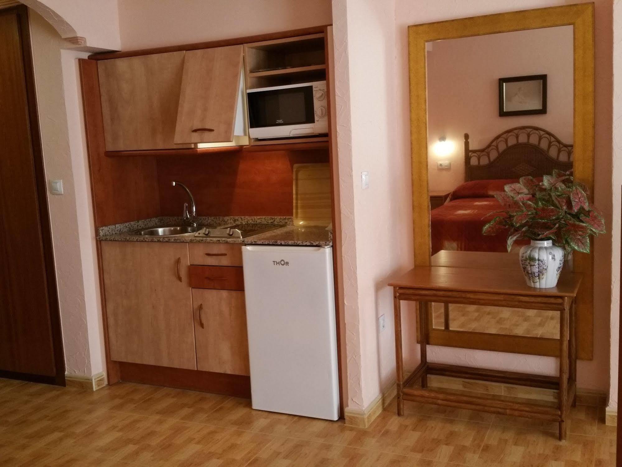 Unique Hotel Apartments Τορεβιέχα Εξωτερικό φωτογραφία